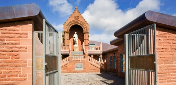 Burns Monument Centre